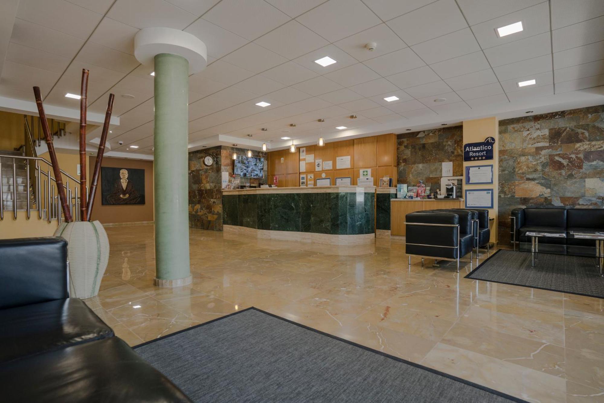 Apartamentos Atlantico Resort มอนตาลโว ภายนอก รูปภาพ